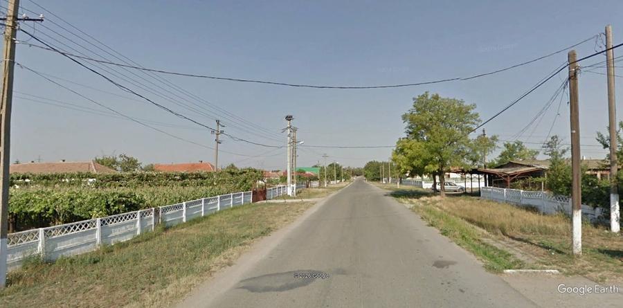 Teren Construcții intravilan de 800 mp, în Poiana