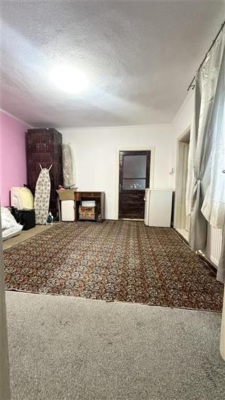 Casă individuală cu 4 camere cu Canalizare în Viile Noi