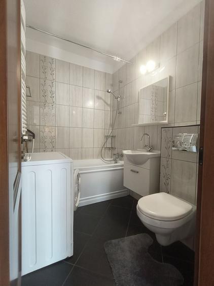 Apartament cu 2 camere decomandat în Lazaret