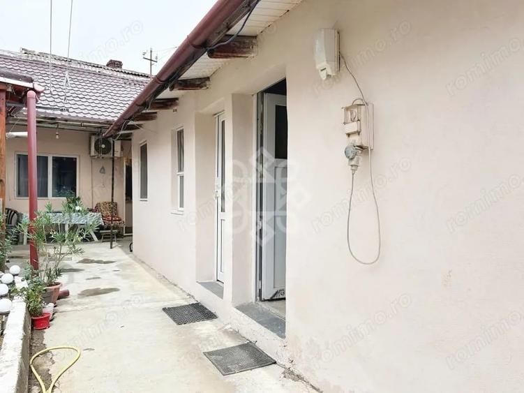 Casă cu 2 camere cu Teren 226 Mp în Iosia