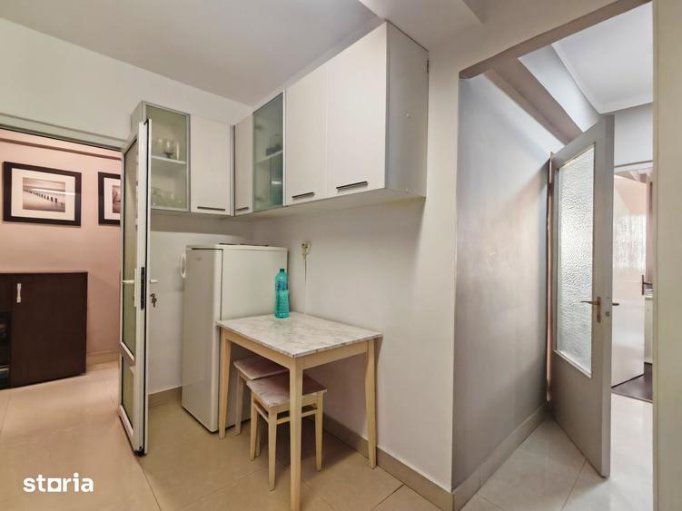Apartament cu 3 camere semidecomandat în Ultracentral