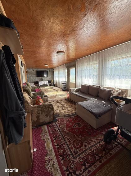 Casă cu 5 camere cu Teren 2100 Mp în Sohatu