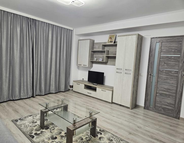 Apartament cu 2 camere semidecomandat în Trivale