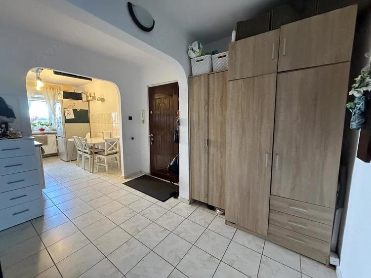 Apartament cu 3 camere, decomandat - Lipovei - 5