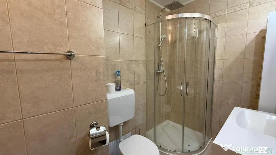 Apartament cu 2 camere semidecomandat în Universitate