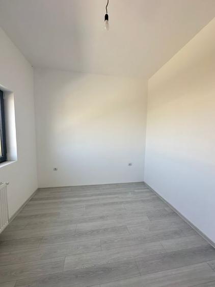 Duplex cu 5 camere cu Teren 200 Mp în Bragadiru