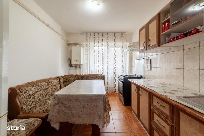 Apartament Topoloveni - 3 camere, decomandat, parter - 8