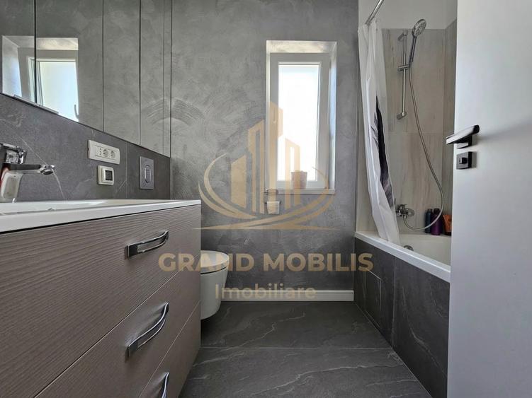 Duplex cu 3 camere cu Canalizare în Dumbrăvița