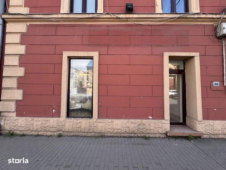 Spațiu comercial, de 75 mp, în Complex Studențesc
