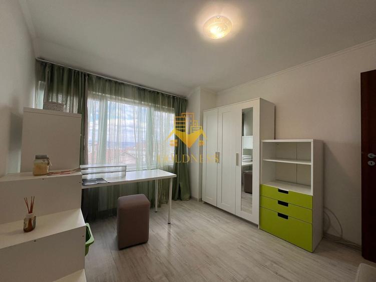 Apartament cu 3 camere semidecomandat, mobilat în Zorilor
