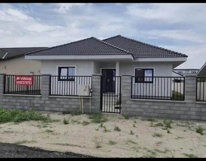 Casă individuală cu 3 camere cu Teren 640 Mp în Moșnița Nouă