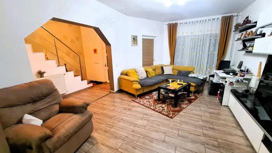 Casă cu 3 camere cu Teren 385 Mp în Valu lui Traian