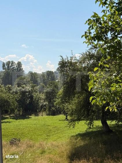 Casă cu Teren 1080 Mp în Tractorul