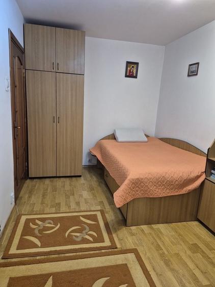 Apartament cu 2 camere decomandat în Rahova