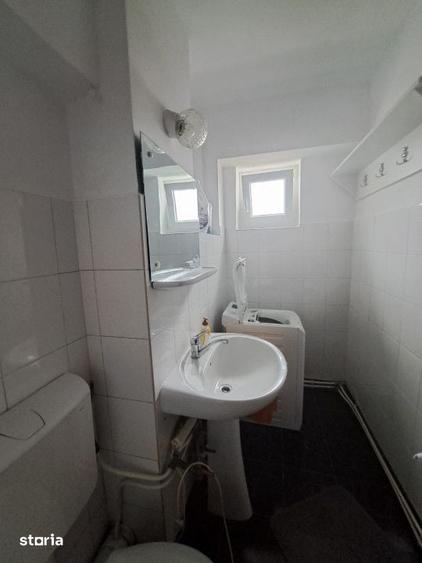 Vanzare- Apartament cu 3 camere, decomandat, etajul 6 din 8 cu lift - 4