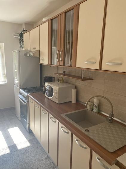 Apartament cu 2 camere decomandat în Exterior Vest