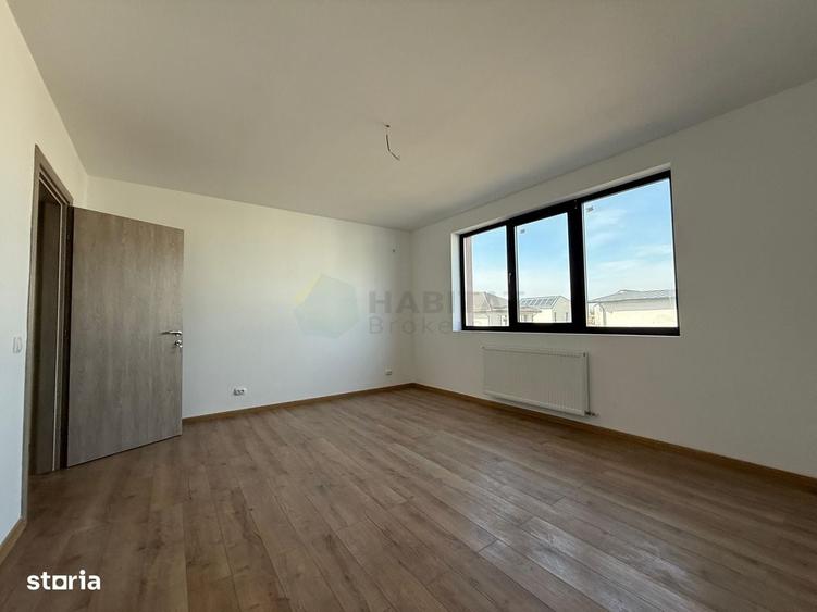 Casă cu 4 camere în Băneasa