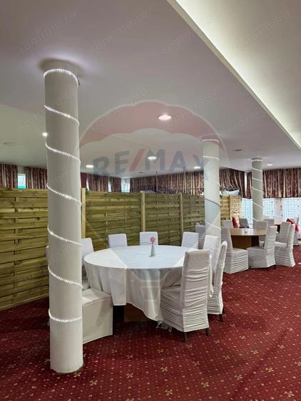 Casă cu 8 camere cu Teren 462 Mp în Central