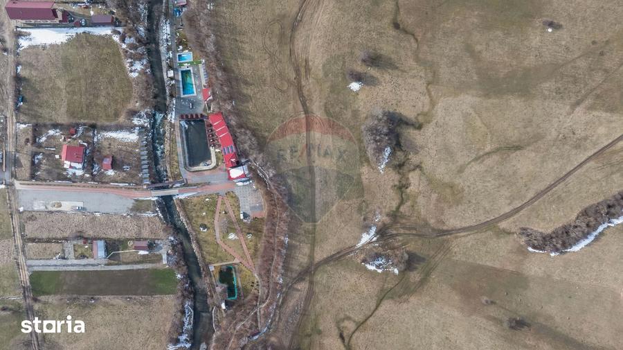 Teren de 4500 mp, în Central
