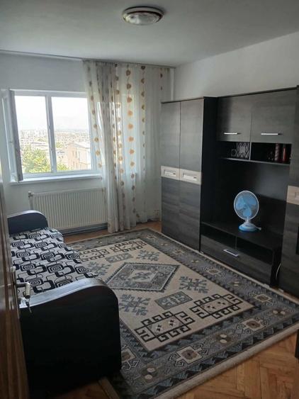Apartament cu 2 camere decomandat în Exterior Vest