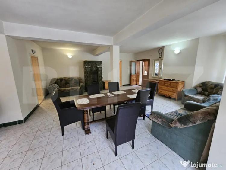 Casă cu 5 camere cu Teren 2669 Mp în Scărișoara