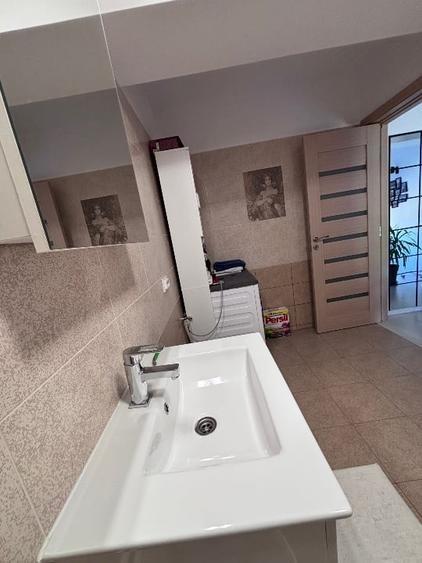 Duplex cu 4 camere cu Canalizare în Rahova