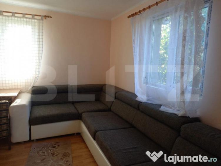 Casă cu 4 camere cu Teren 1700 Mp în Central