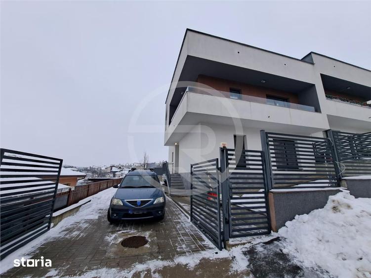 Casă cu 4 camere cu Teren 220 Mp în Iris