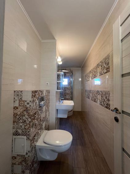 Apartament cu 3 camere decomandat în Exterior Vest