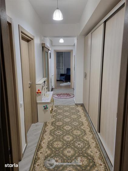 Apartament cu 3 camere decomandat în Ciurea