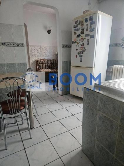 Apartament cu 3 camere în Traian
