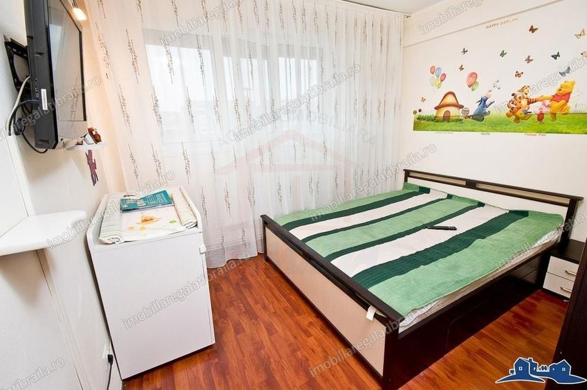 Apartament cu 2 camere decomandat în Micro 20