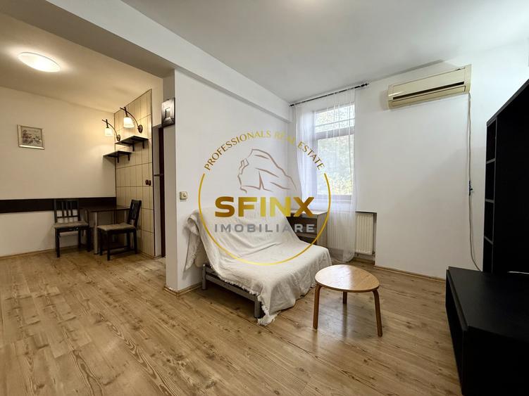Apartament cu 2 camere semidecomandat, mobilat în Unirii