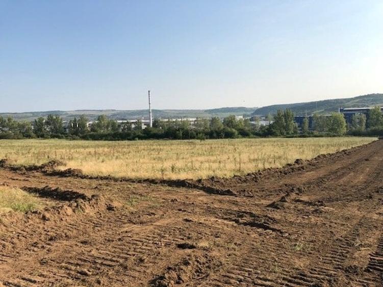Teren Construcții intravilan de 16107 mp, în Nord