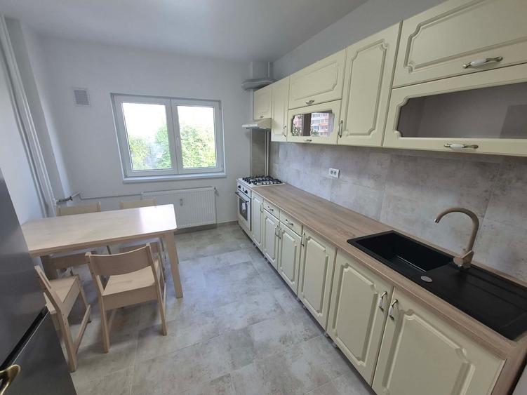 Stefan cel Mare inchiriere ap 4 camere renovat Spital Colentina - 15