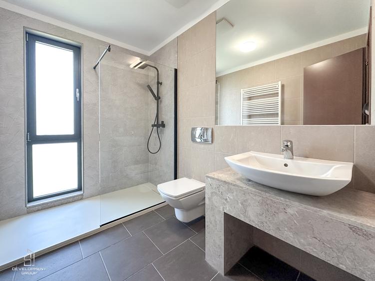 Apartament cu 3 camere decomandat în Iancu Nicolae