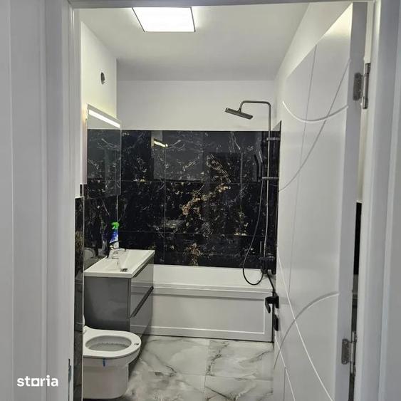 Apartament cu 2 camere semidecomandat în Florești
