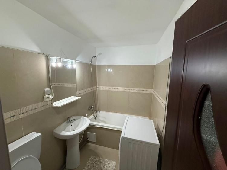 Apartament cu 2 camere decomandat, mobilat în Berceni