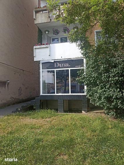 Spațiu comercial, de 64 mp, în Lenin