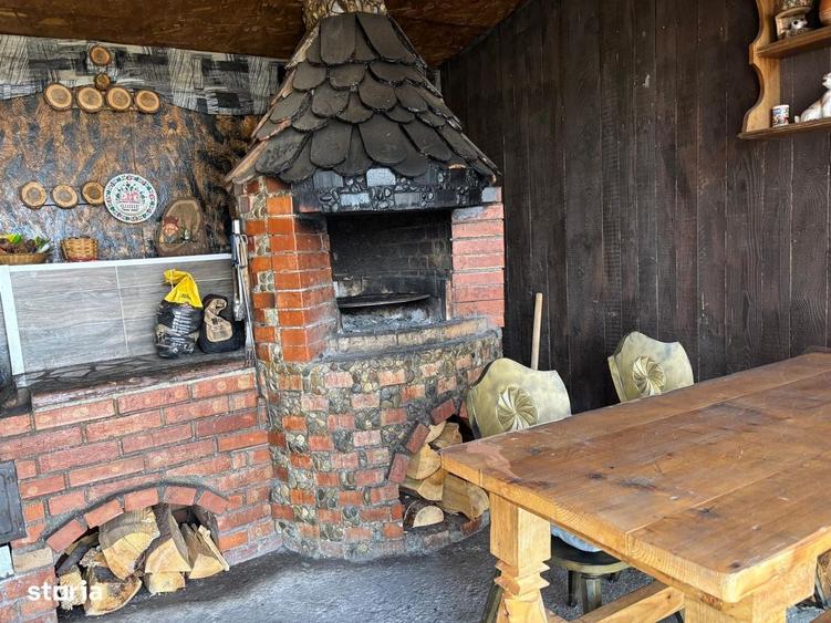Casă cu 4 camere în Piatra