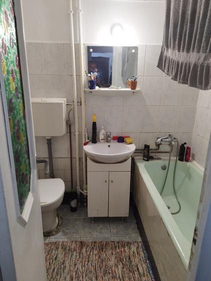 Vand ap. cu 2 cam.in zona Cornisa. - 6