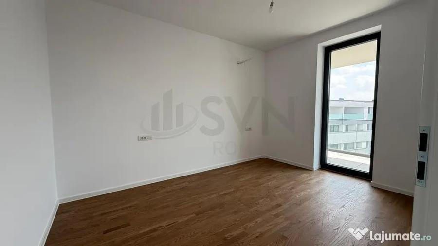 Apartament cu 3 camere semidecomandat în Nord