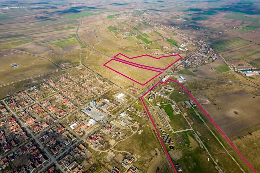 Teren Construcții intravilan de 411749 mp, în Periferie