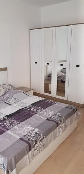 Apartament cu 3 camere semidecomandat, mobilat în Chitila