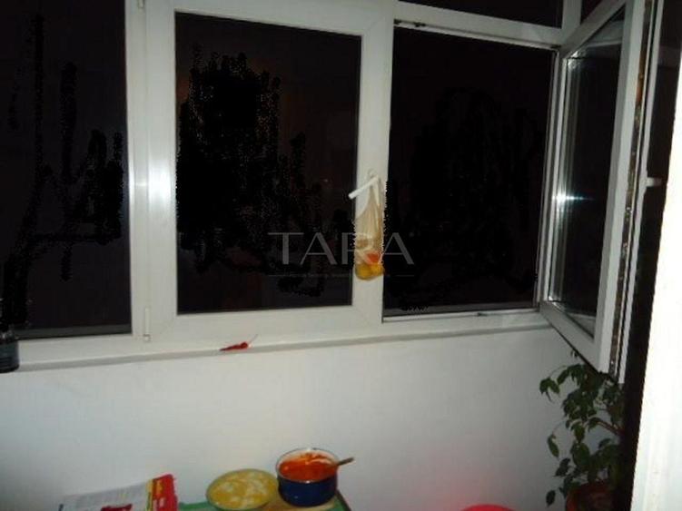 Apartament cu 4 camere semidecomandat, mobilat în Mănăștur