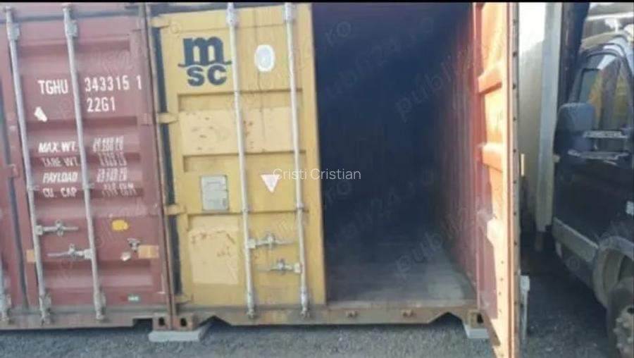 Inchiriez container boxa spatiu depozitare 6x 2.4x 2.4