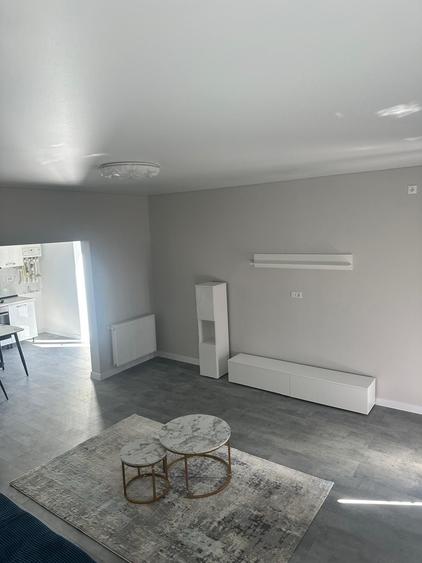 Casă cu 2 camere cu Teren 370 Mp în Exterior Vest