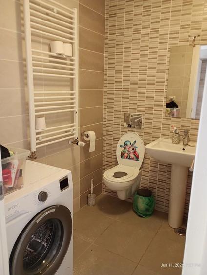 Apartament cu 2 camere semidecomandat în Tractorul