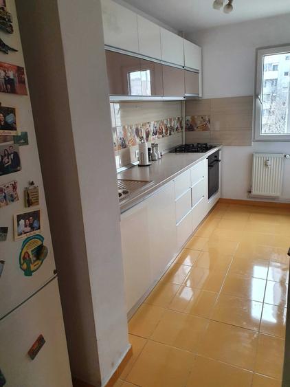 Apartament cu 3 camere decomandat în Timișoara