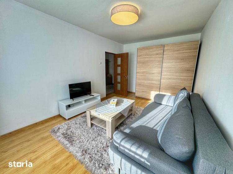 Apartament cu 3 camere decomandat în Valea Aurie